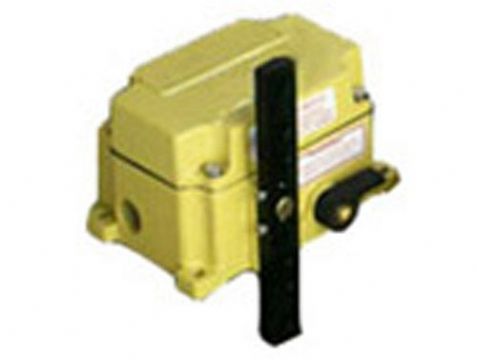 點(diǎn)擊查看詳細(xì)信息<br>標(biāo)題：HFKLT2-N拉繩開關(guān) 閱讀次數(shù)：2215