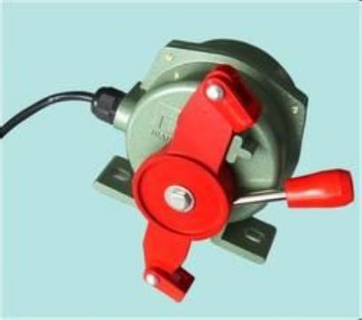 點擊查看詳細信息<br>標題：雙向拉繩開關XLLS-II 閱讀次數(shù)：2130