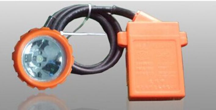 點擊查看詳細信息<br>標題：KL5LM（A）型鋰電礦燈 閱讀次數(shù)：3002