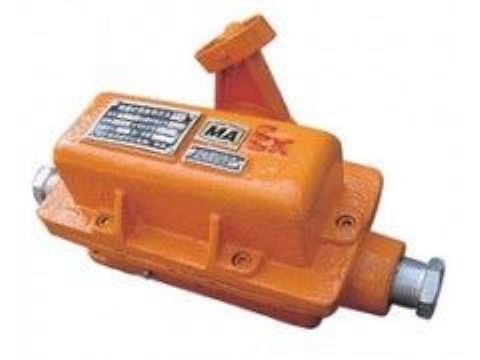 點(diǎn)擊查看詳細(xì)信息<br>標(biāo)題： KHJ-12／0.5型急停開(kāi)關(guān) 閱讀次數(shù)：2473