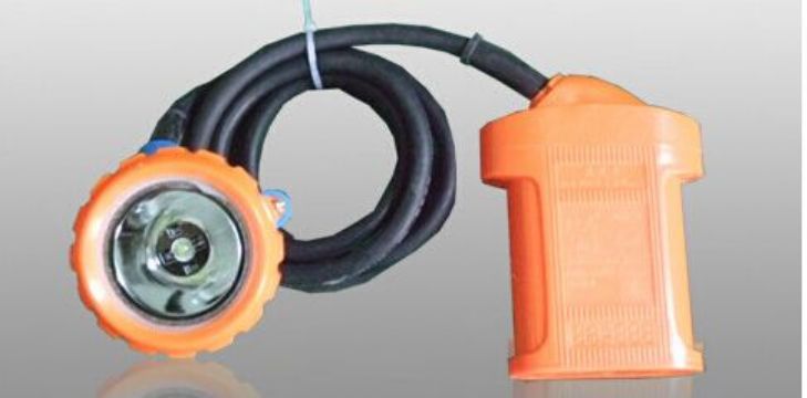 點擊查看詳細信息<br>標(biāo)題：KL3LM(B)型鋰電礦燈 閱讀次數(shù)：2262