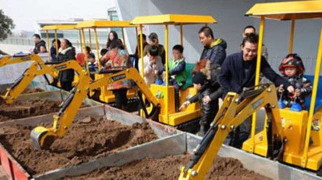 點擊查看詳細(xì)信息<br>標(biāo)題：游樂挖掘機(jī)價格優(yōu)惠 閱讀次數(shù)：2274