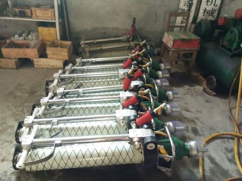 點(diǎn)擊查看詳細(xì)信息<br>標(biāo)題：MQT-120/2.8型氣動(dòng)錨桿鉆機(jī)15898635797 0537-3202711 閱讀次數(shù)：51007