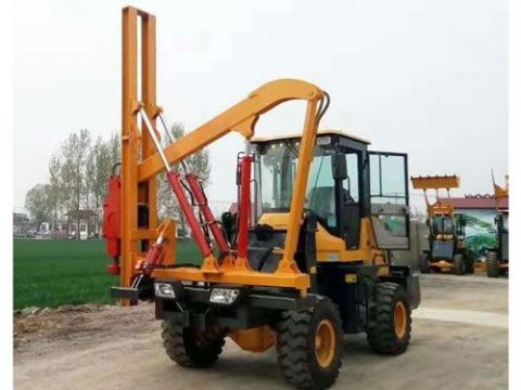 點(diǎn)擊查看詳細(xì)信息<br>標(biāo)題：打樁機(jī) 閱讀次數(shù)：3128