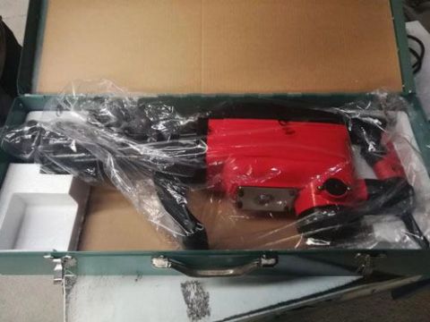 點(diǎn)擊查看詳細(xì)信息<br>標(biāo)題：電鎬 閱讀次數(shù)：2225