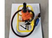 點(diǎn)擊查看詳細(xì)信息<br>標(biāo)題：架座支撐氣動(dòng)手持式鉆機(jī) 閱讀次數(shù)：1586